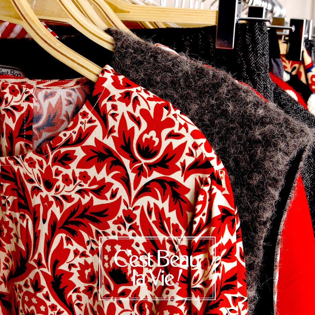 AH25_C_EST BEAU LA VIE_DELICATE RED (5)