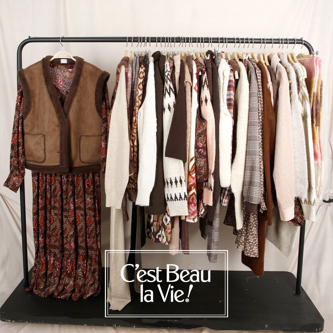 AH25_C_EST BEAU LA VIE_ROMANTIC_ISLAND (1)