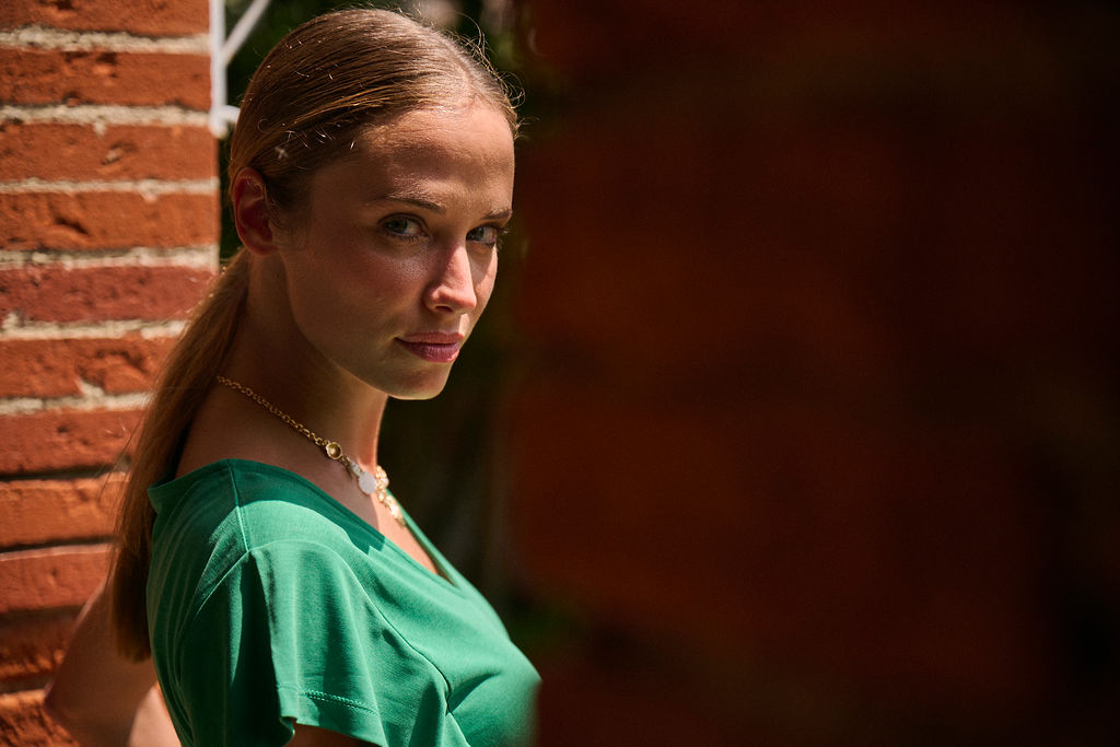 090-ETYREBECA_165994