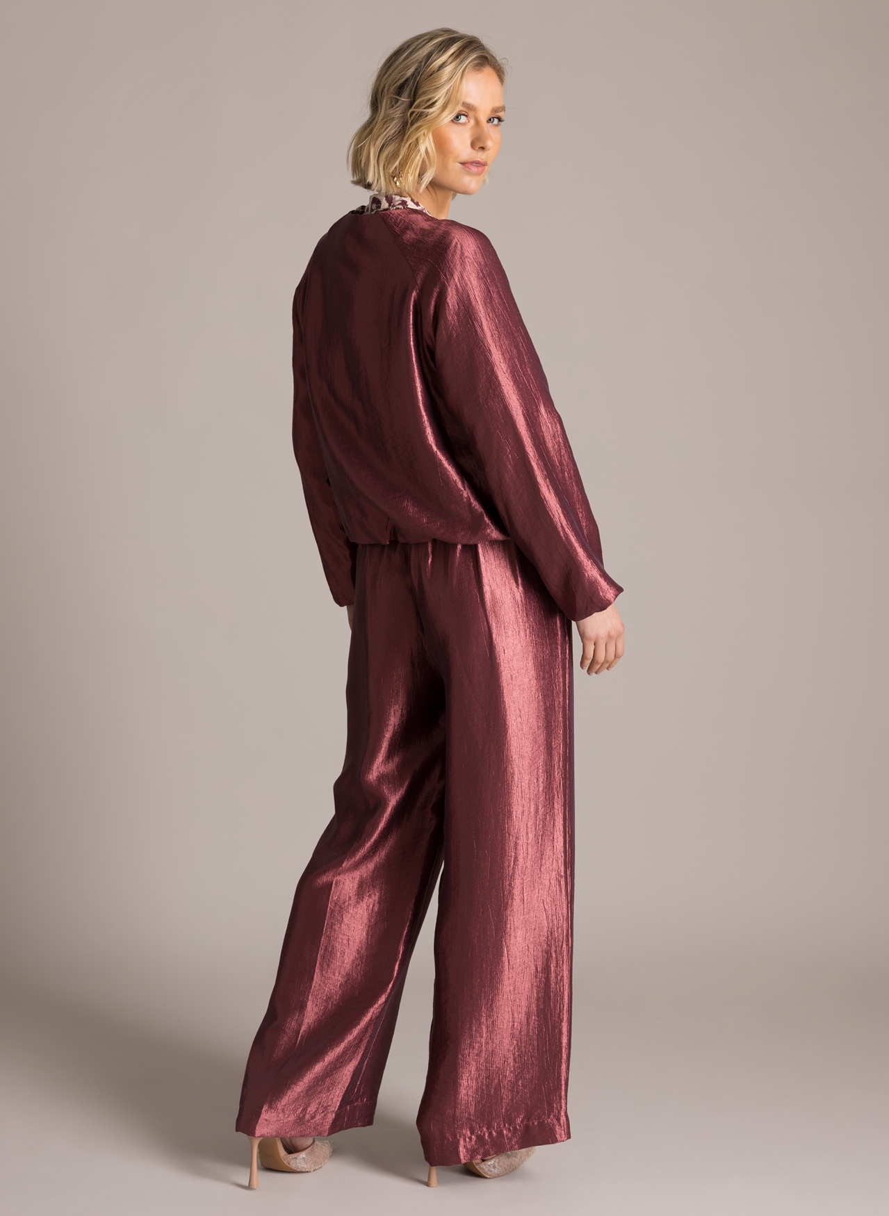 0006358-8930-937-70-Back