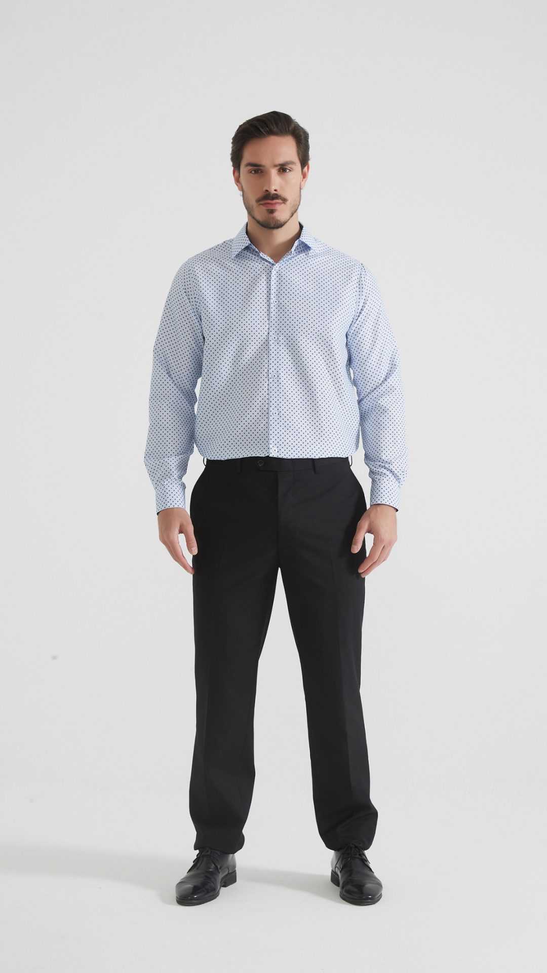 chemise-coupe-droite-a-motifs_blanc_687e03d593eaf