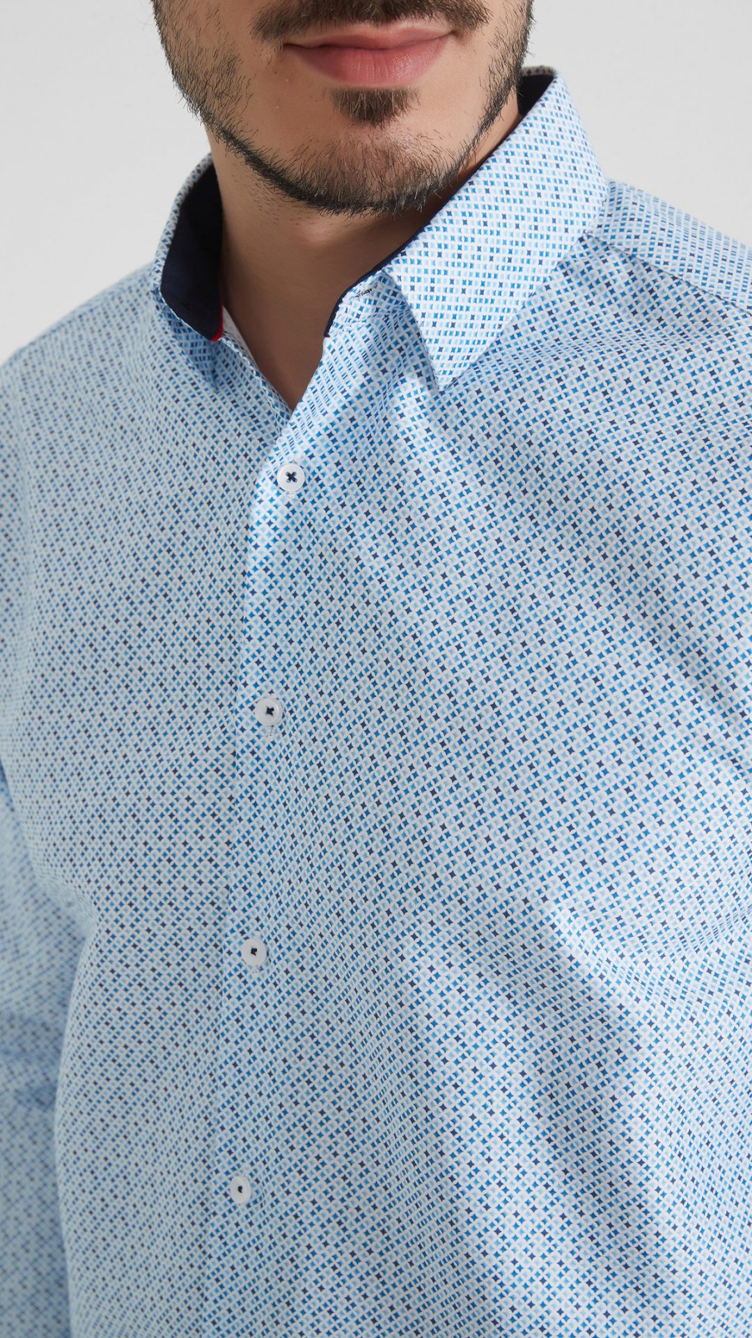 chemise-coupe-droite-a-motifs_bleu_687e02fd22fe2